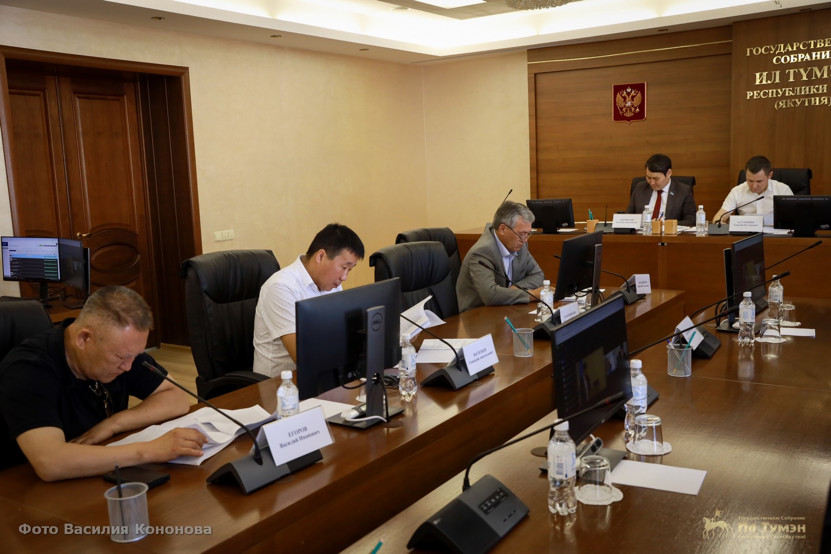 На совместном заседании постоянных комитетов парламента поддержан отчет об исполнении государственного бюджета Якутии